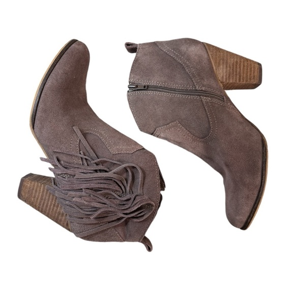 Steve Madden Ohio Suede Fringe Cowgirl Booties - Picture 3 of 7